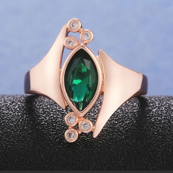 NWT Marquise Cut Elvish Cubic Zirconia Ring 10 - Picture 4 of 4